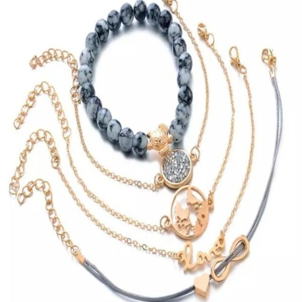 Winter Sale❄️ Tortoise Charm Bracelet Set - Picture 2 of 5